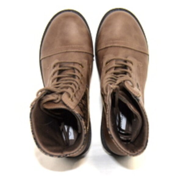 Olivia + Kate Women’s Leanna Hiking Boots - Size: US 7 – Color: Tan - Picture 5 of 8